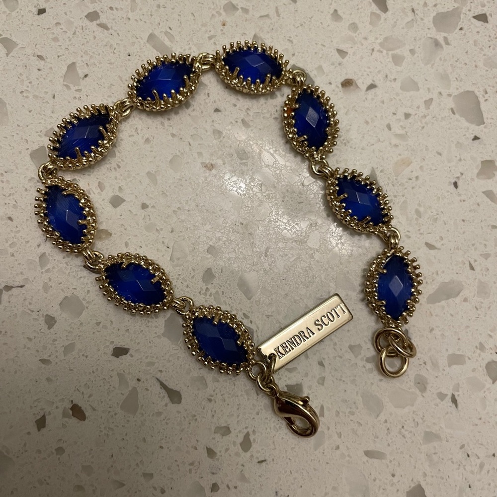 Kendra Scott bracelet